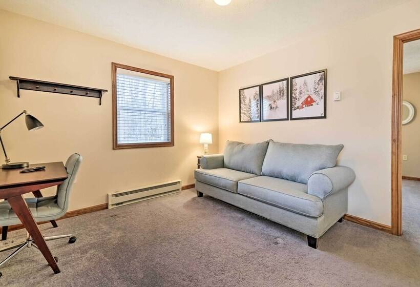 Arrowhead Lake Cabin W/ Hot Tub & Fire Pit!