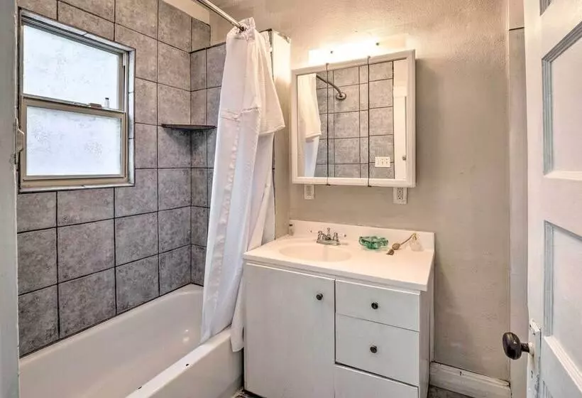 Pet Friendly Austin Home W/ Deck, Yard, & Views!