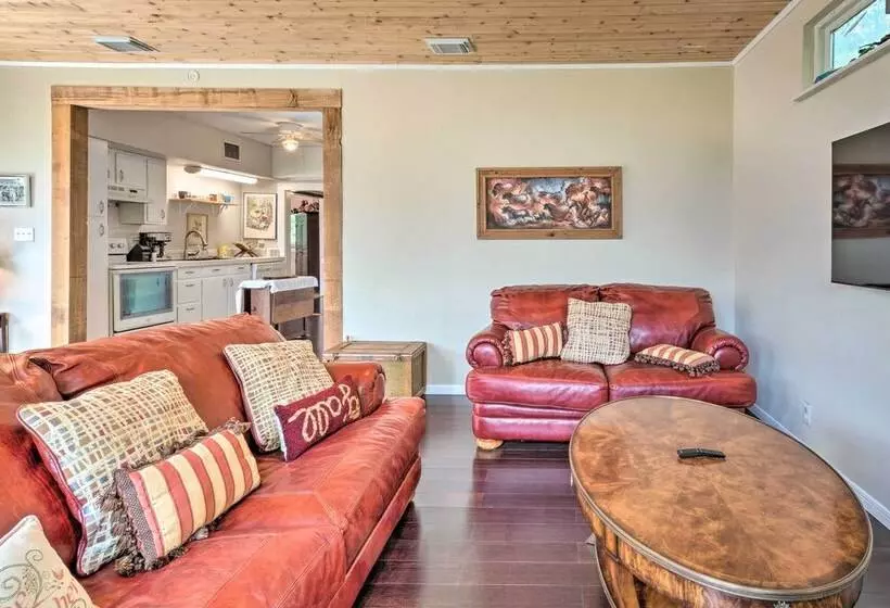 Pet Friendly Austin Home W/ Deck, Yard, & Views!