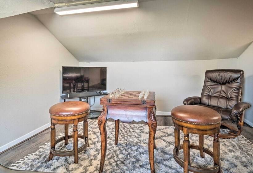 Pet Friendly Austin Home W/ Deck, Yard, & Views!