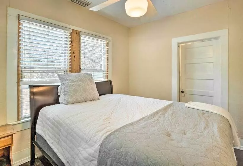 Pet Friendly Austin Home W/ Deck, Yard, & Views!