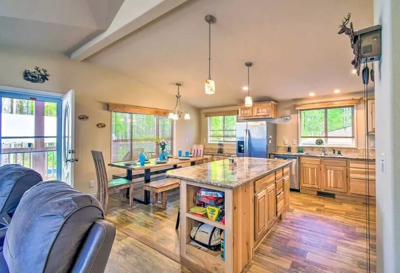 Awesome Hoodsport Cabin   Nearby Hiking Areas