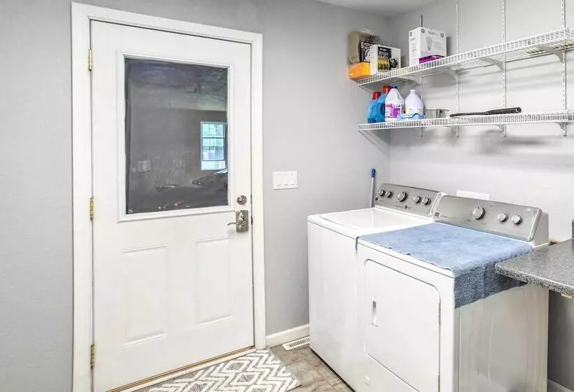 Bloomington Family Home   Private Deck & Yard