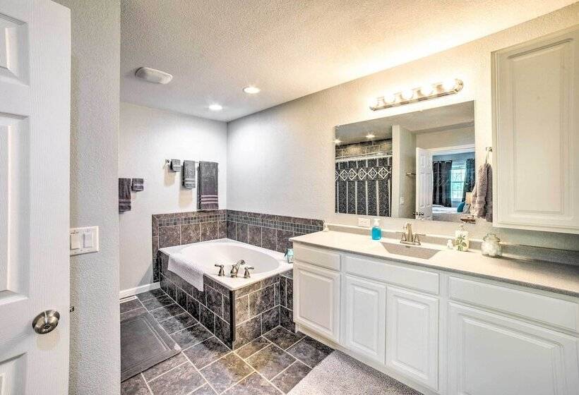 Bloomington Family Home   Private Deck & Yard