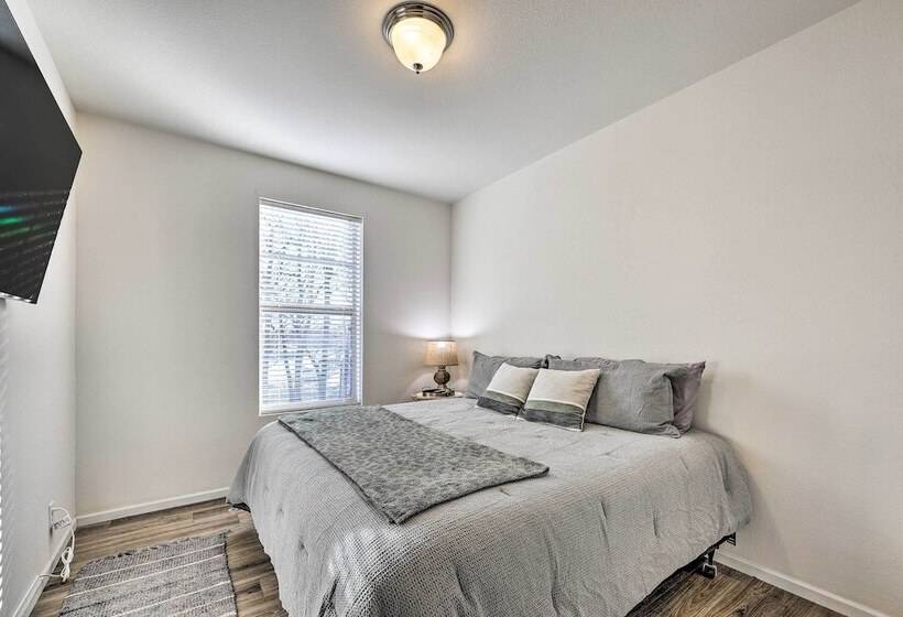 Chic Afton Home W/ Lake & Resort Access!