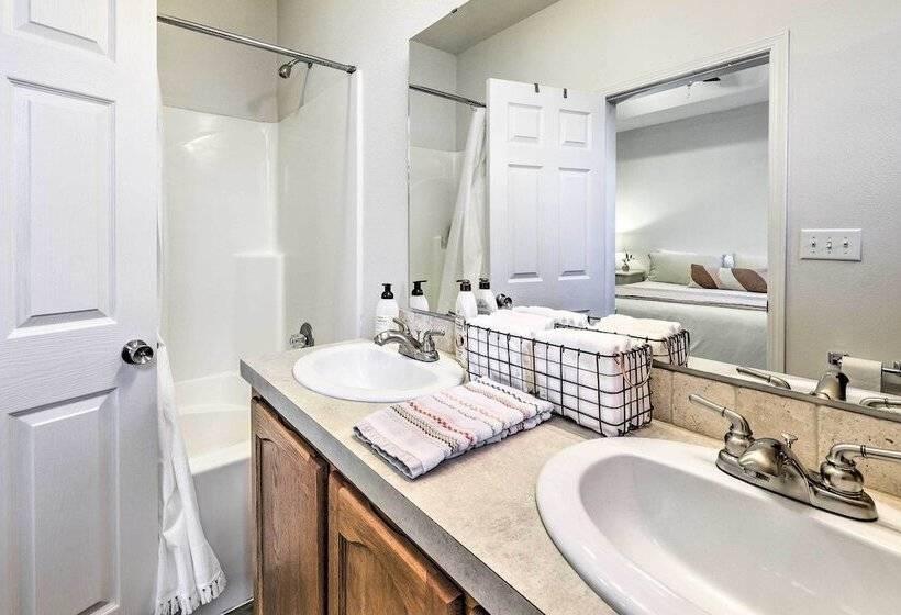 Chic Afton Home W/ Lake & Resort Access!