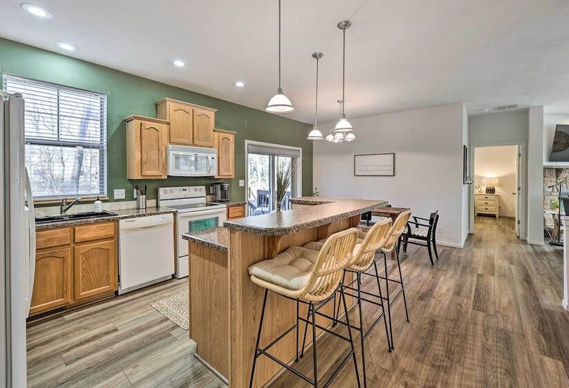 Chic Afton Home W/ Lake & Resort Access!