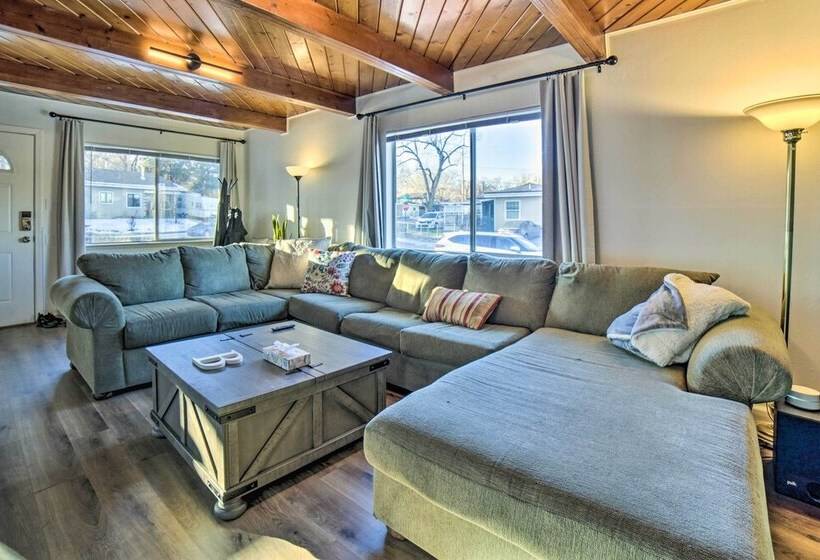 Comfortable Home ~ 2 Mi To Reno Riverwalk