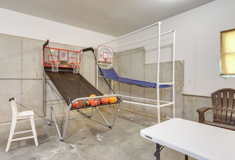 Dock & Hot Tub: Lakefront Camdenton Haven!