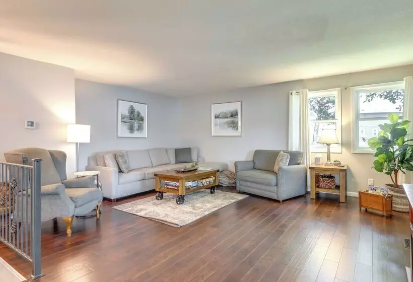 Dock & Hot Tub: Lakefront Camdenton Haven!