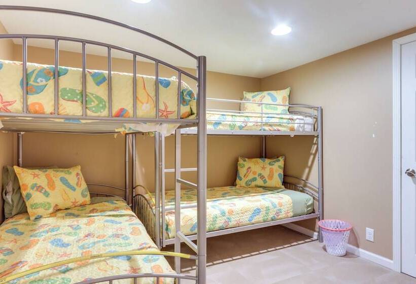 Dock & Hot Tub: Lakefront Camdenton Haven!