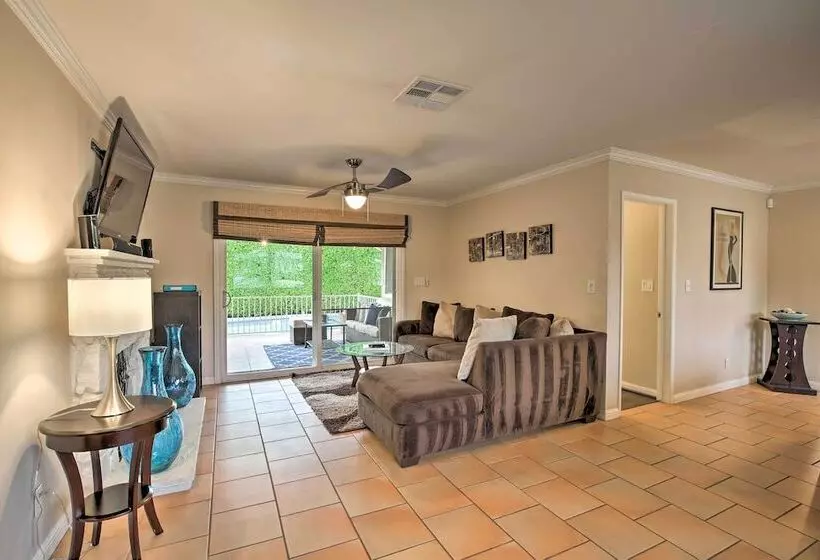 Palm Desert Abode: Pool, Walk To El Paseo District