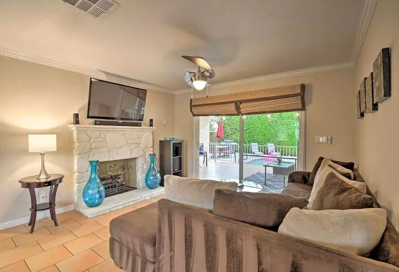 Palm Desert Abode: Pool, Walk To El Paseo District