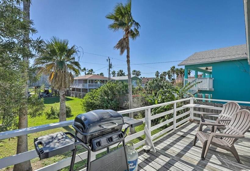 Family Friendly South Padre Island Escape W/ Grill