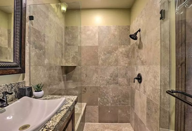 Provo Canyon Cabin  Treehouse  W/ Mountain Views