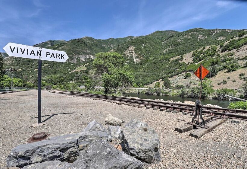 Provo Canyon Cabin  Treehouse  W/ Mountain Views