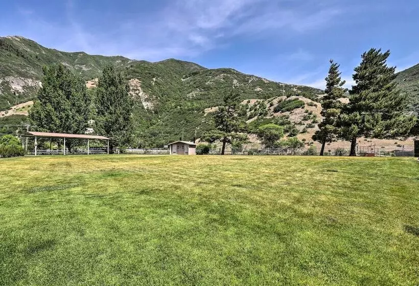 Provo Canyon Cabin  Treehouse  W/ Mountain Views