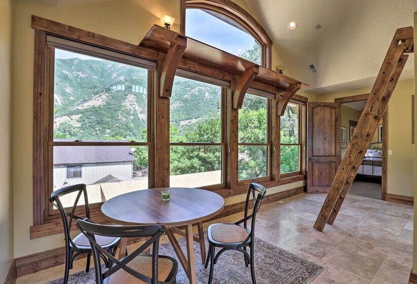 Provo Canyon Cabin  Treehouse  W/ Mountain Views