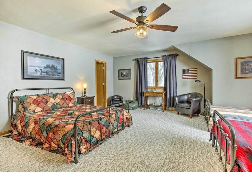 Fishing Haven: Family Home On Indian Lake