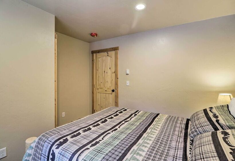 Grinnell Cabin : Bbq, Kitchen, 7 Mi To Glacier Np