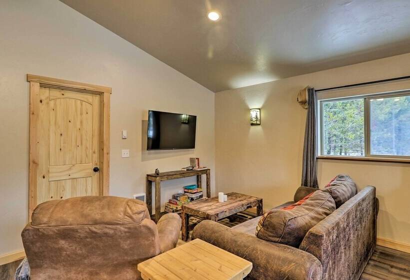 Grinnell Cabin : Bbq, Kitchen, 7 Mi To Glacier Np