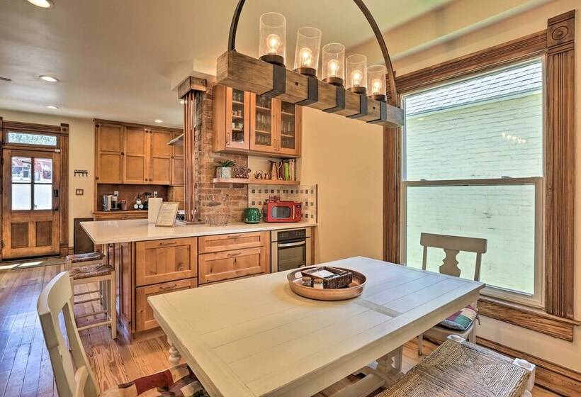 Historic Victorian Home In Downtown Idaho Springs!