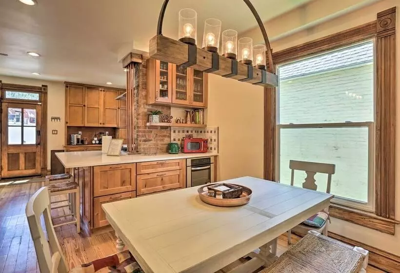 Historic Victorian Home In Downtown Idaho Springs!