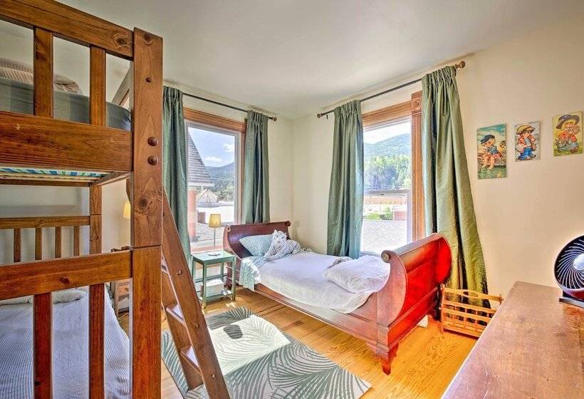 Historic Victorian Home In Downtown Idaho Springs!