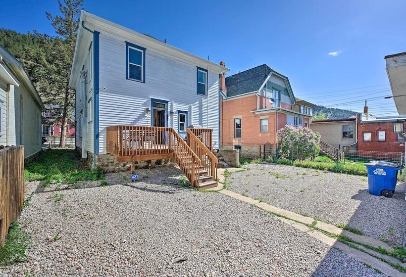 Historic Victorian Home In Downtown Idaho Springs!