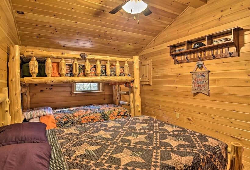 Hooah Cabin Retreat W/ Grill & Step Free Access