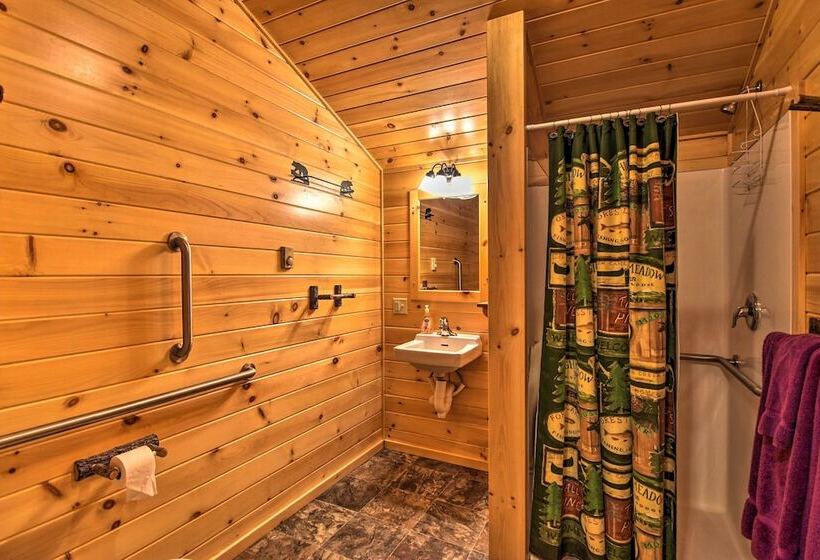 Hooah Cabin Retreat W/ Grill & Step Free Access