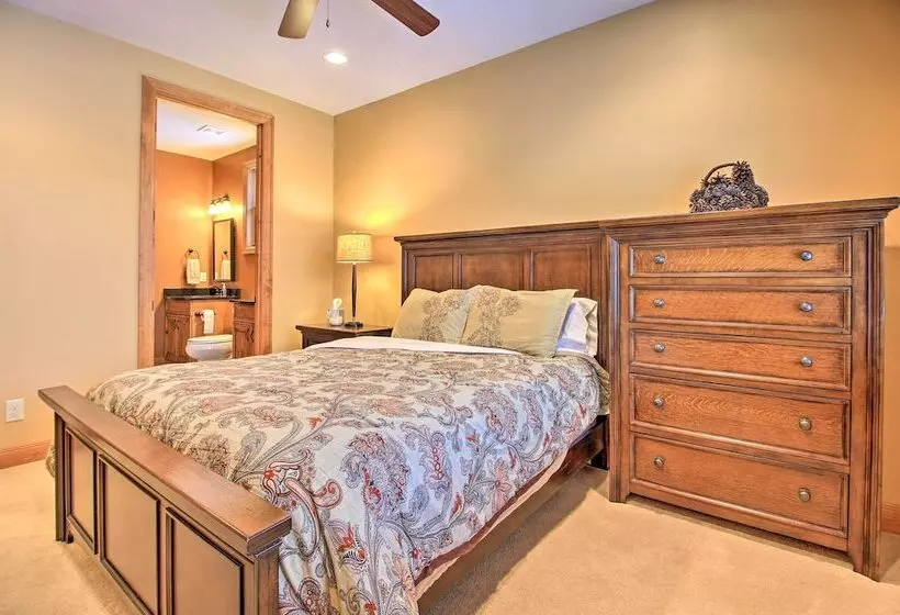 Lakefront Giants Ridge Retreat Near Ski & Golf!