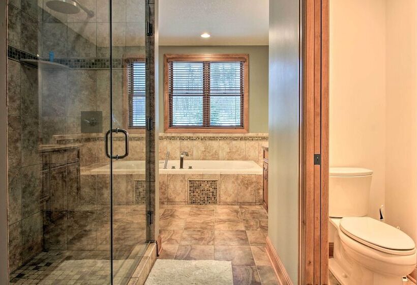 Lakefront Giants Ridge Retreat Near Ski & Golf!