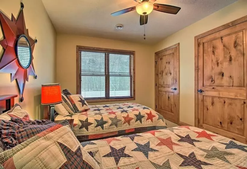 Lakefront Giants Ridge Retreat Near Ski & Golf!