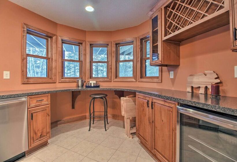 Lakefront Giants Ridge Retreat Near Ski & Golf!