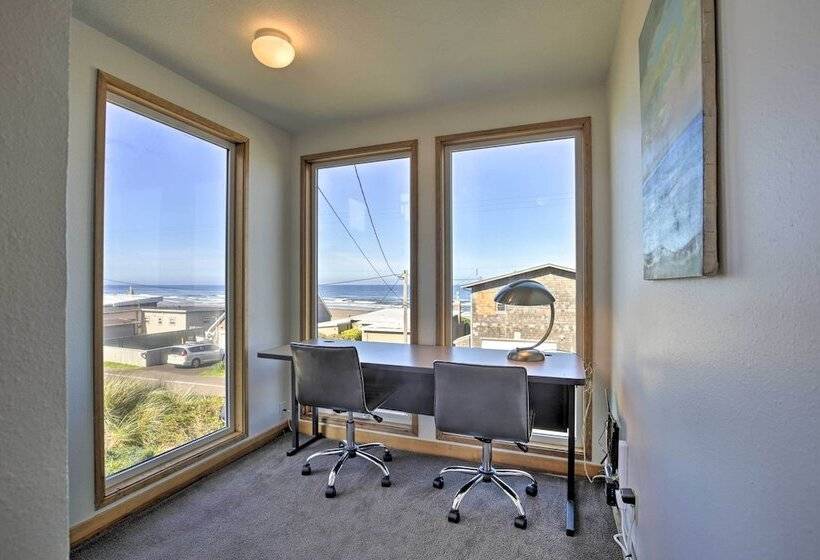 Oregon Coast Escape: Steps To Beach