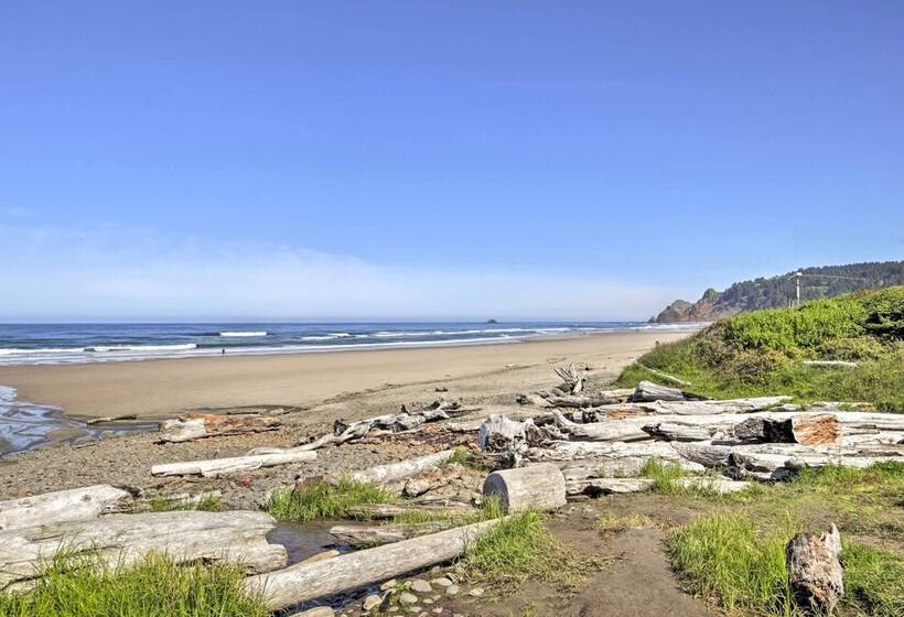 Oregon Coast Escape: Steps To Beach