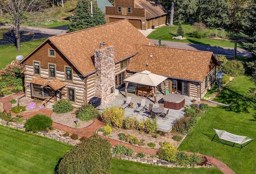 Log Cabin On The Wolf River W/ Private Hot Tub!