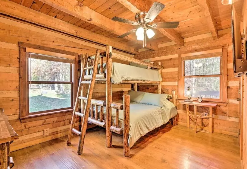 Luxe Dog Friendly Cabin W/ Hot Tub & Game Room