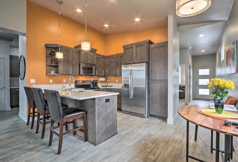 Modern Coeur D Alene Home Near Trails & River!