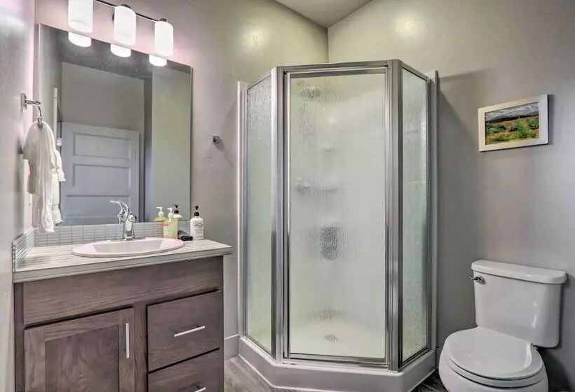 Modern Coeur D Alene Home Near Trails & River!