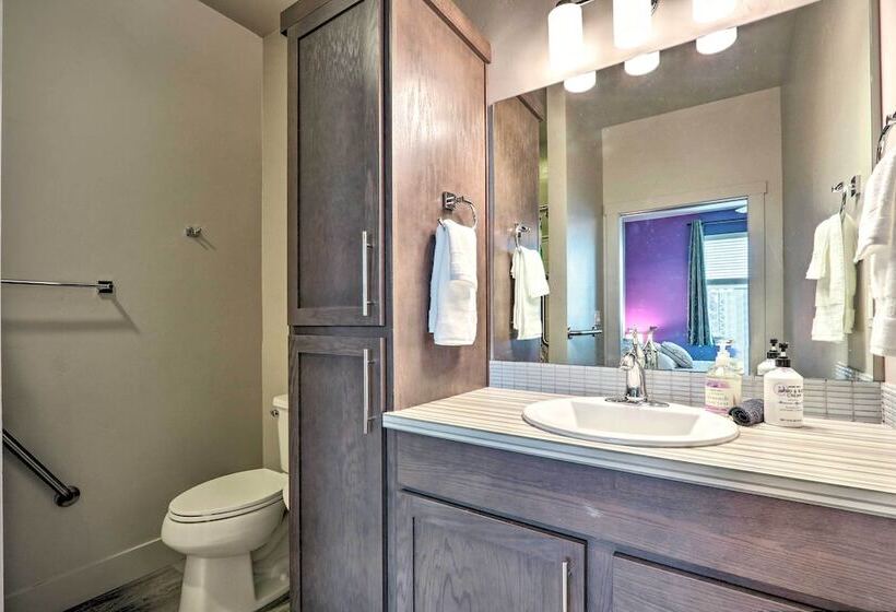 Modern Coeur D Alene Home Near Trails & River!