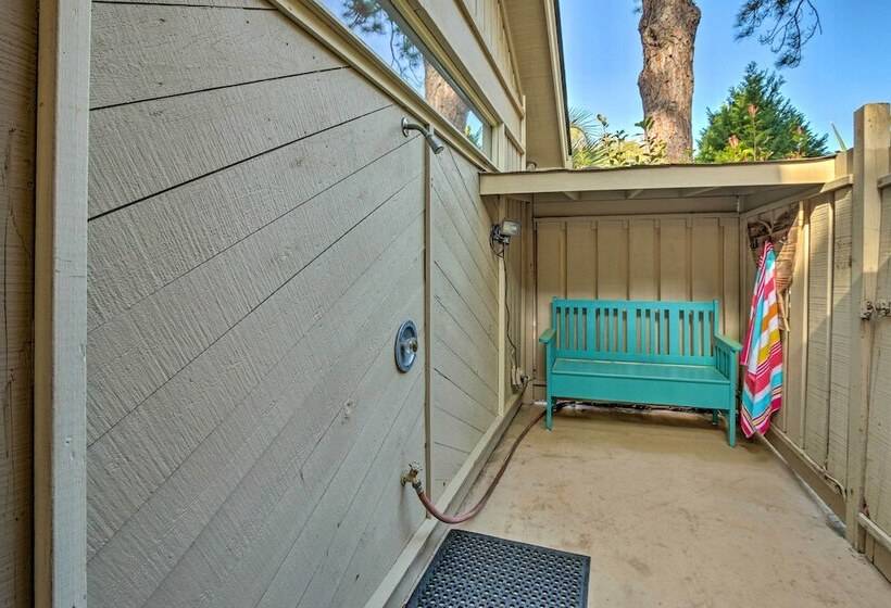 Charming Lakefront Retreat In Palmetto Dunes!