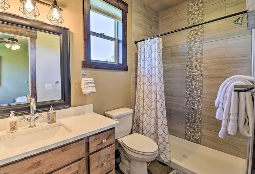 Newly Built Kalispell Home   28 Mi. To Glacier Np!