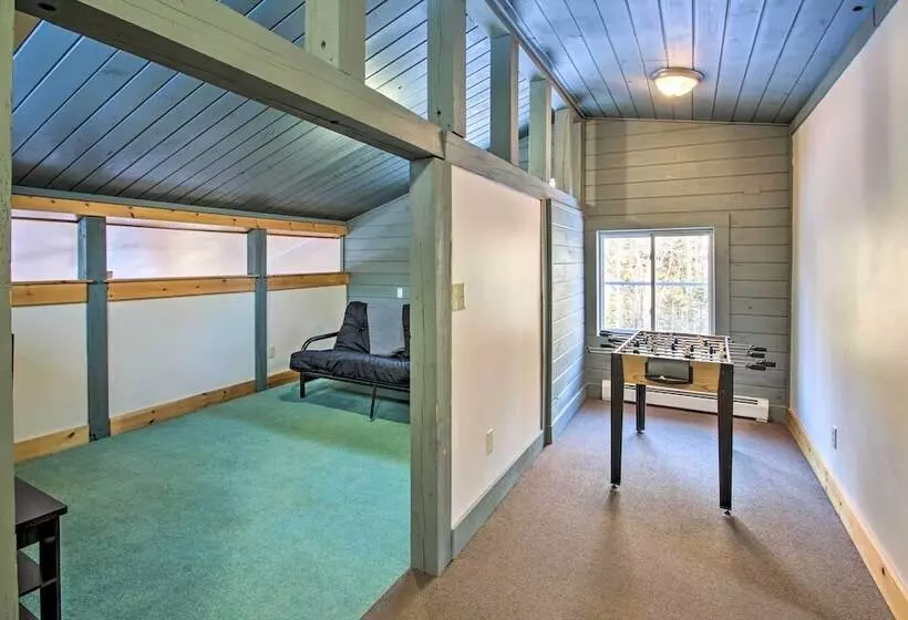 Inviting Countryside Home: 4 Mi To Long Lake!