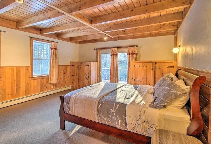 Inviting Countryside Home: 4 Mi To Long Lake!