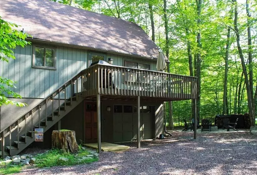 Pocono Lake House Near Skiing & Kalahari Resort!