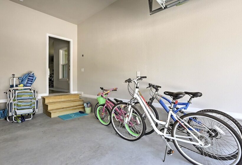 Port St Joe Beach House W/ Pool Access!