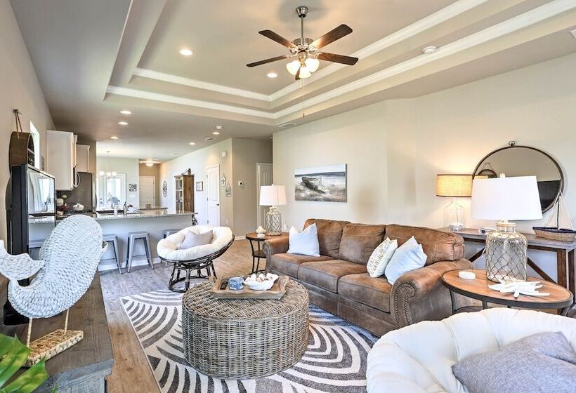 Port St Joe Beach House W/ Pool Access!