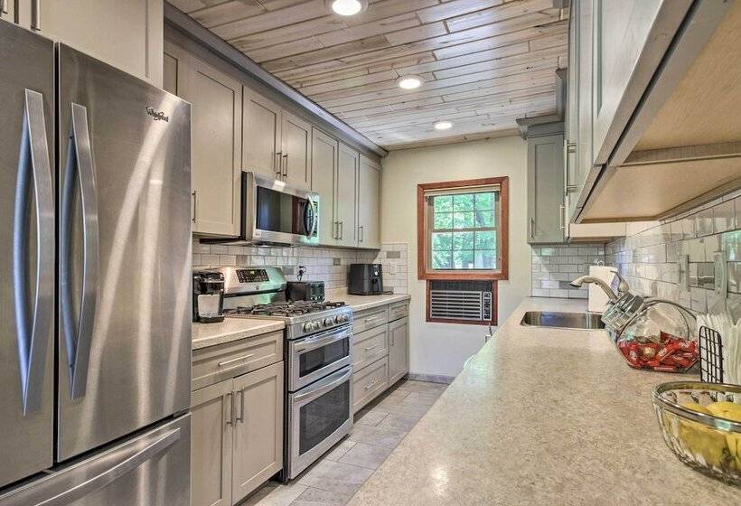 Retreat W/ Lake Access & Private Boat Dock!